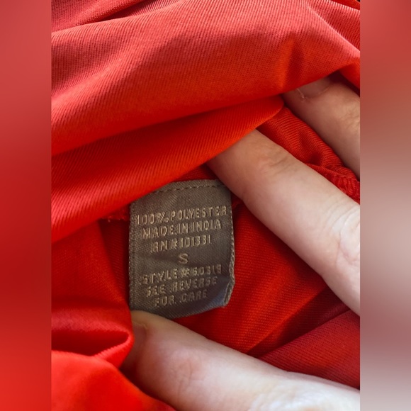 Red Blouse w/ Gold Chains - Picture 6 of 7